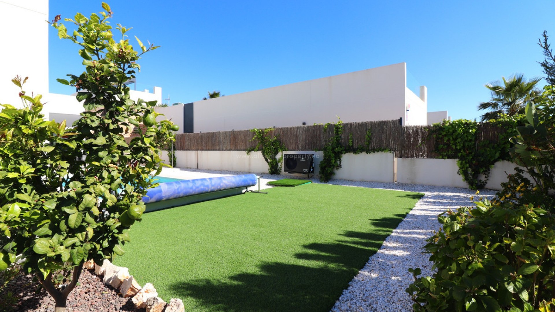 Hus / Villa i Algorfa Centro