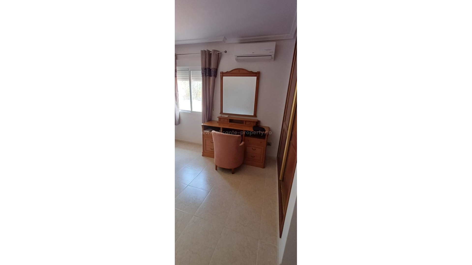 Hus / Villa i Algorfa Centro