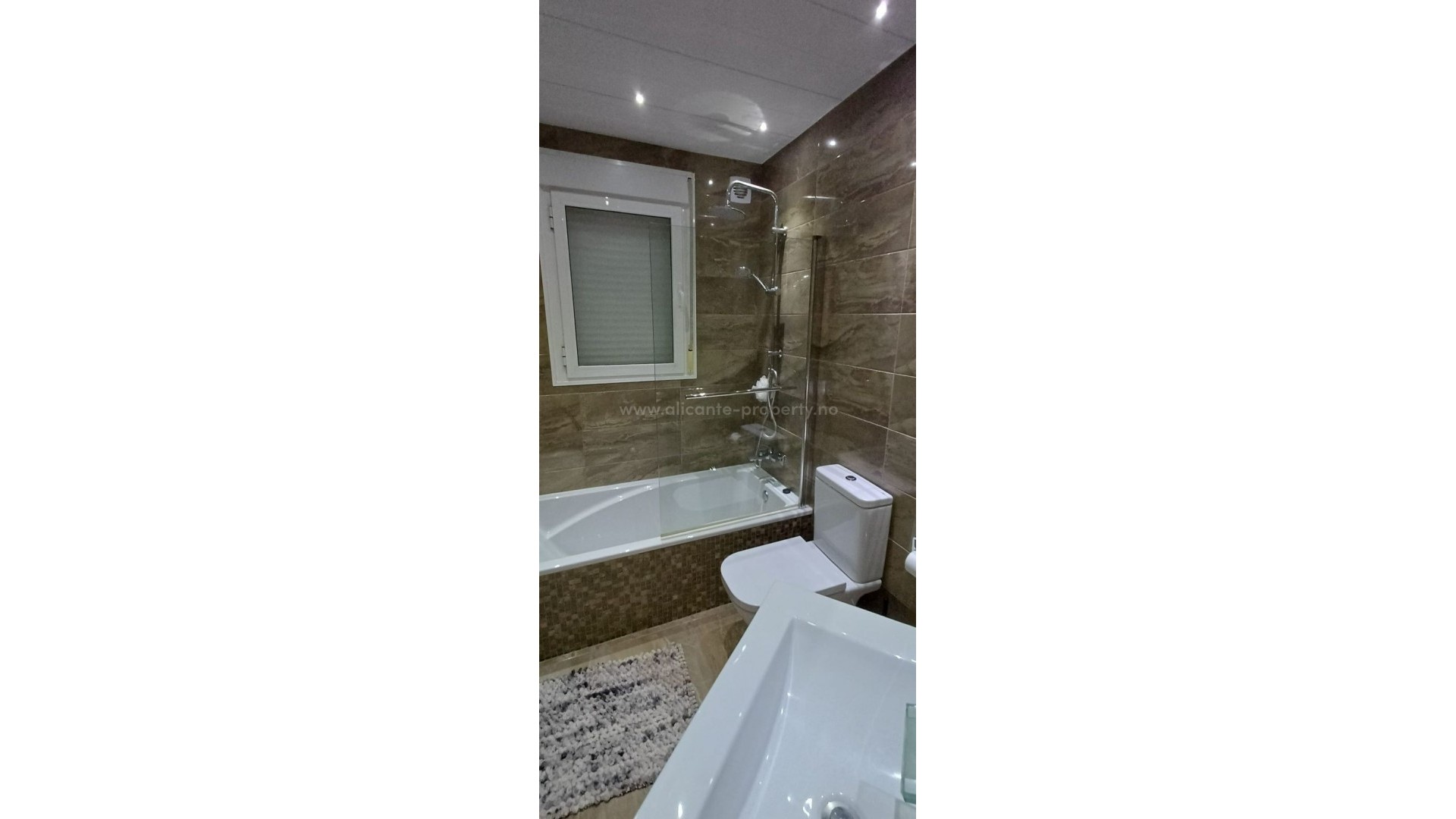 Hus / Villa i Algorfa Centro
