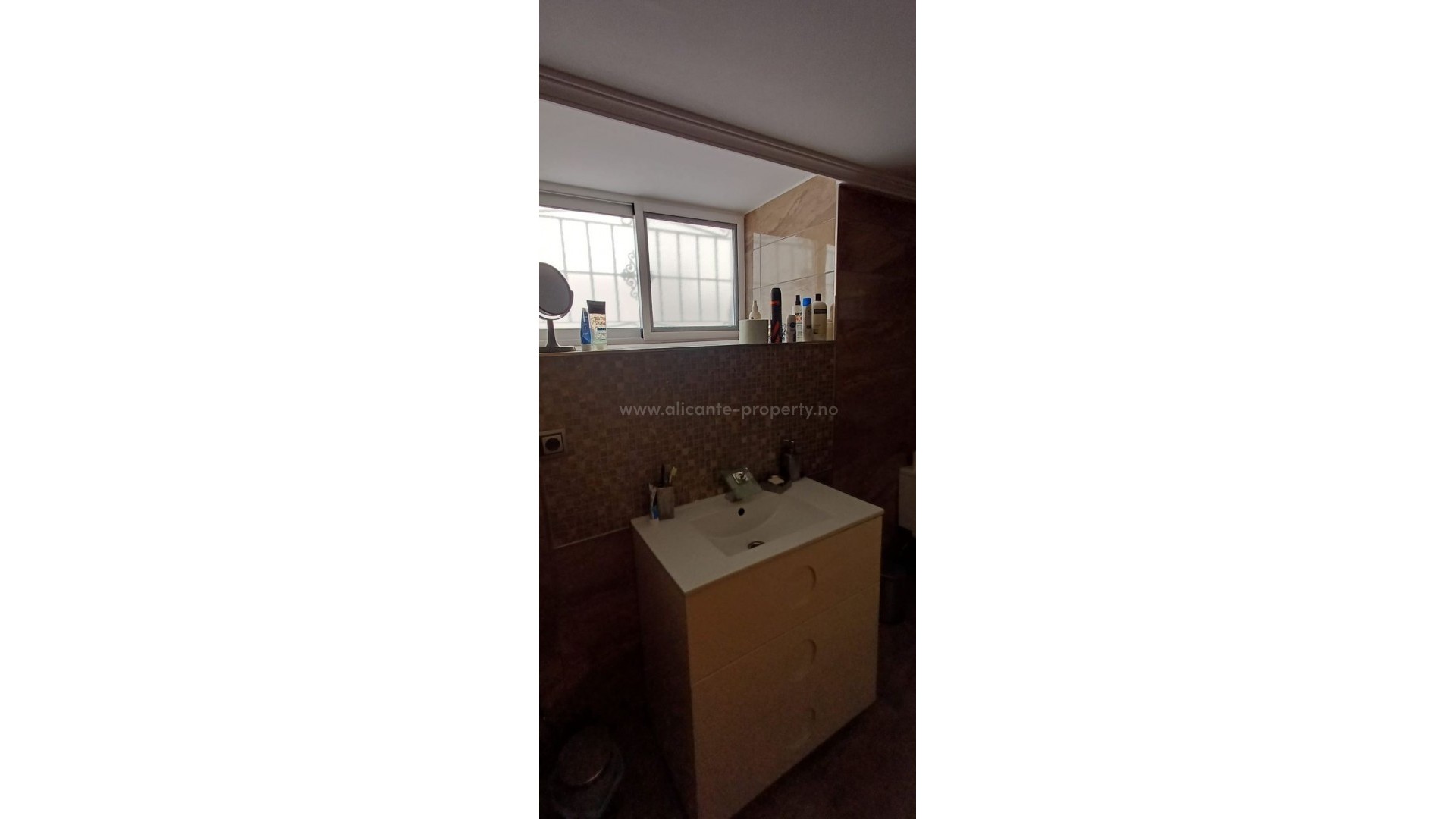 Hus / Villa i Algorfa Centro