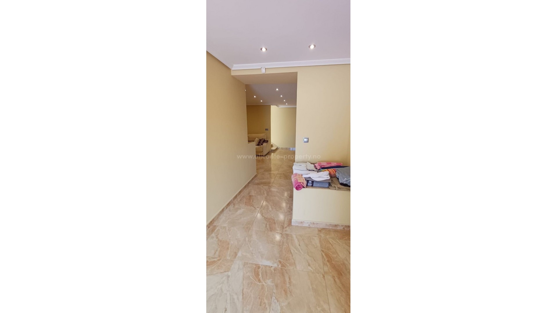 Hus / Villa i Algorfa Centro