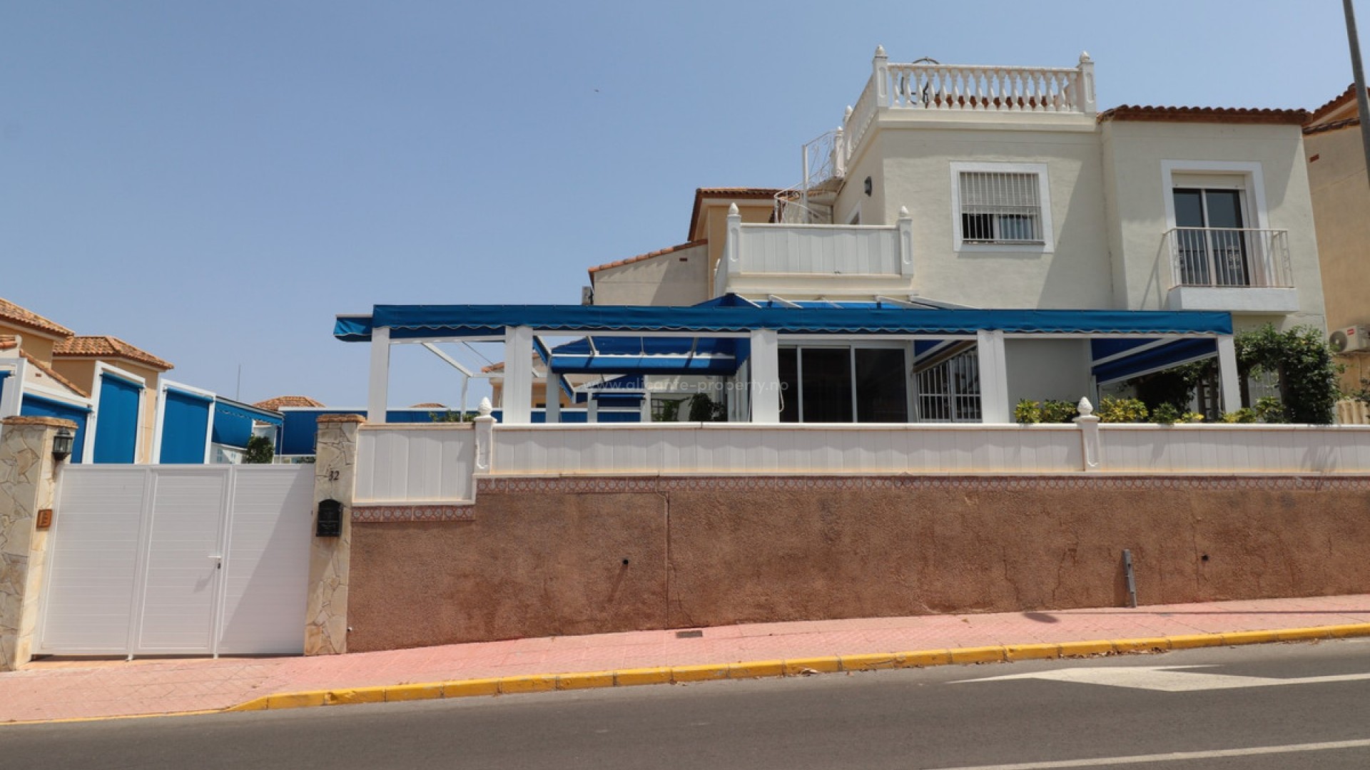 Hus / Villa i Algorfa Centro