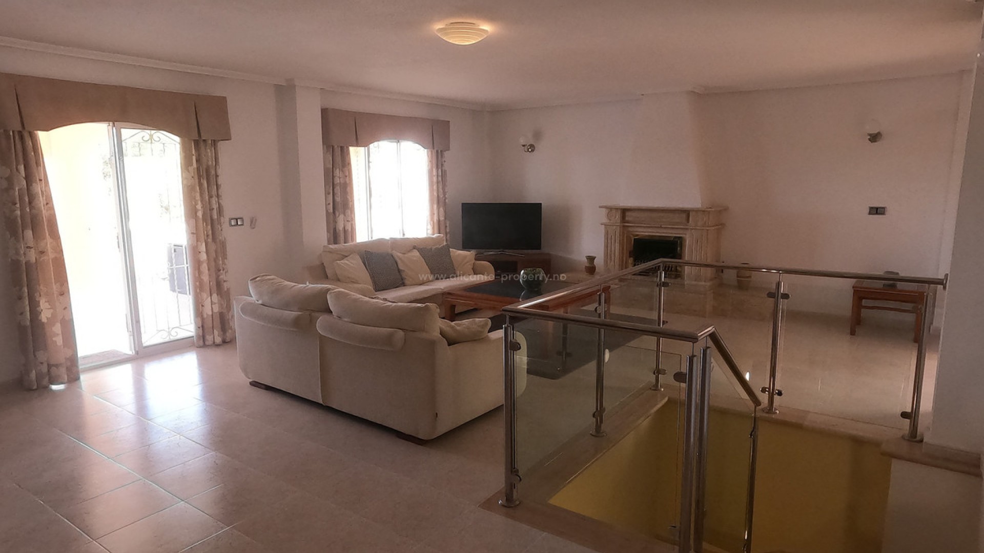 Hus / Villa i Algorfa Centro