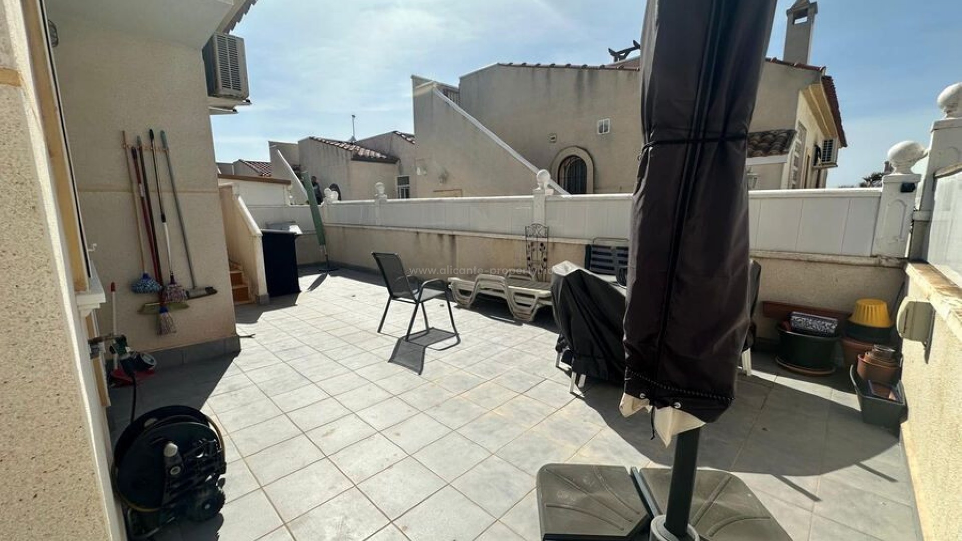 Hus / Villa i Algorfa Centro
