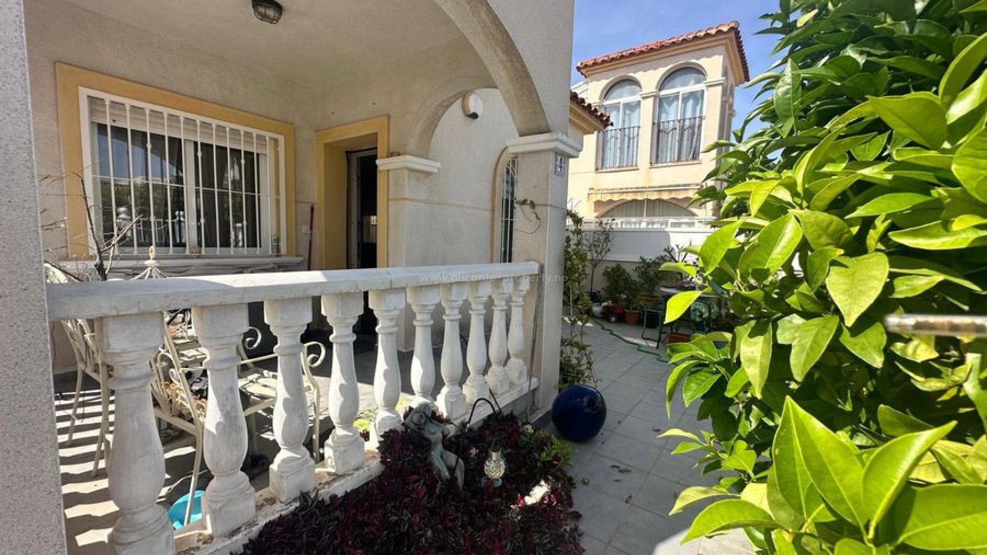 Hus / Villa i Algorfa Centro