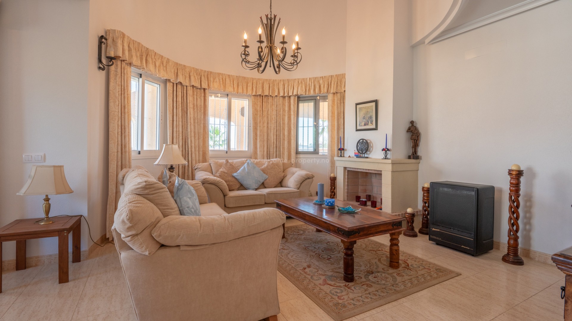 Hus / Villa i Algorfa