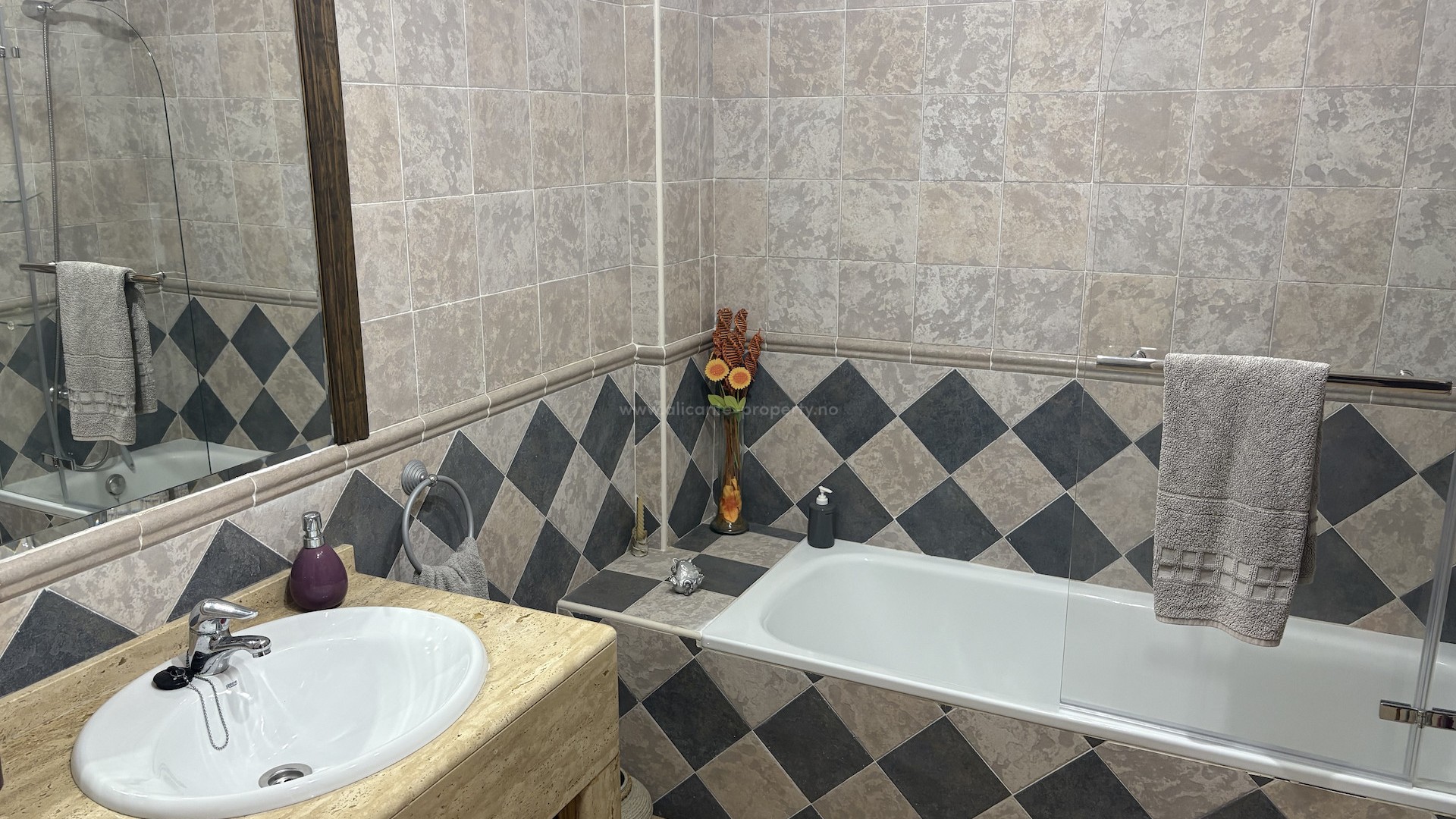 Hus / Villa i Algorfa