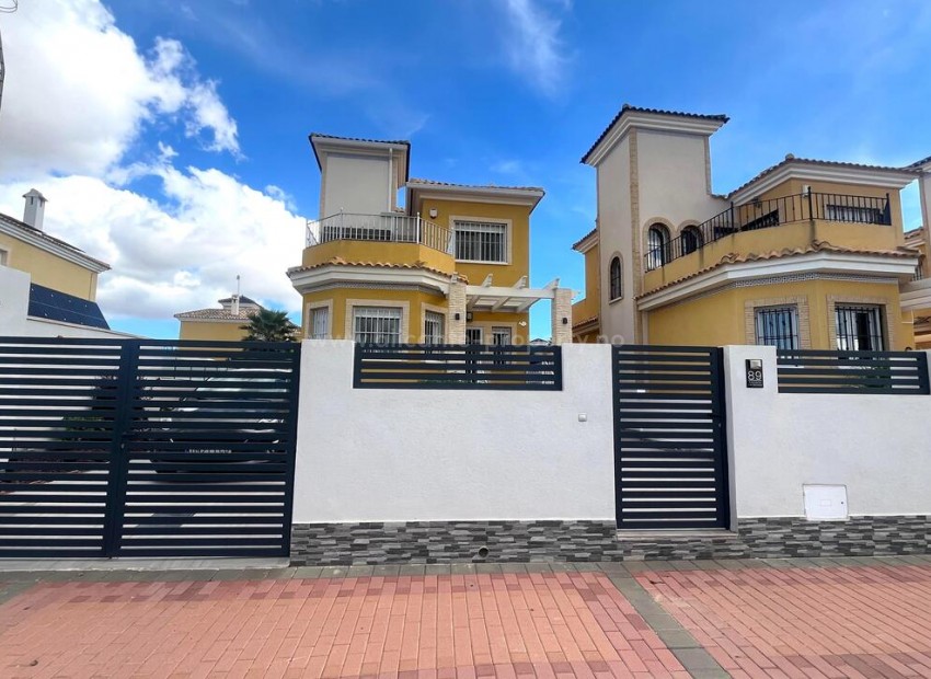 Hus / Villa i Algorfa