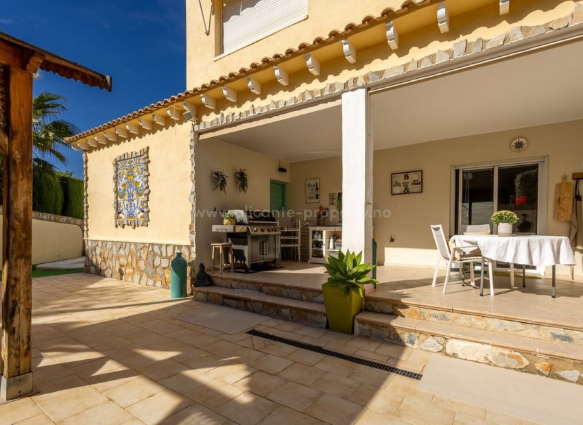 Hus / Villa i Almoradi Centro
