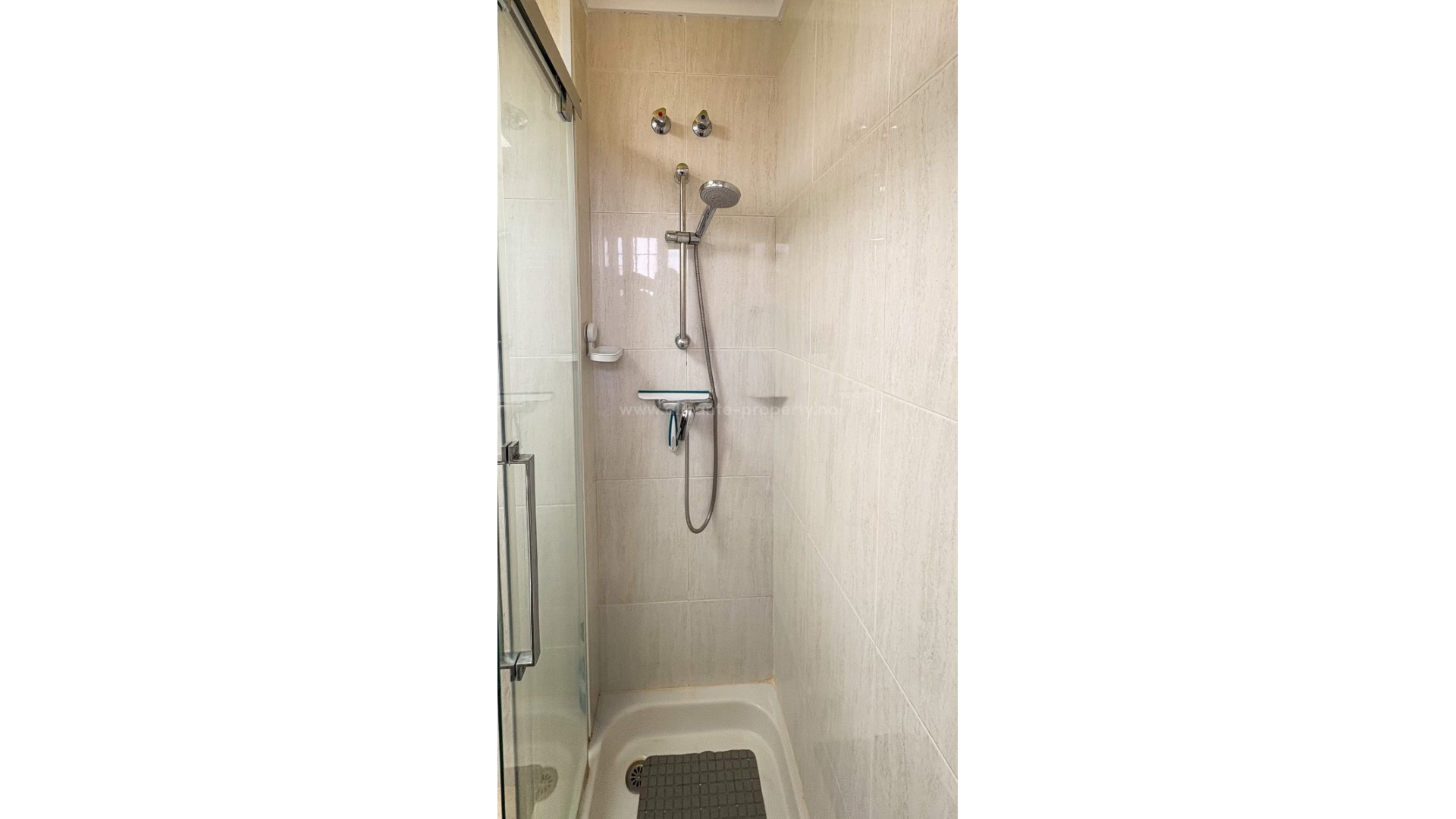 Hus / Villa i Arenales del Sol