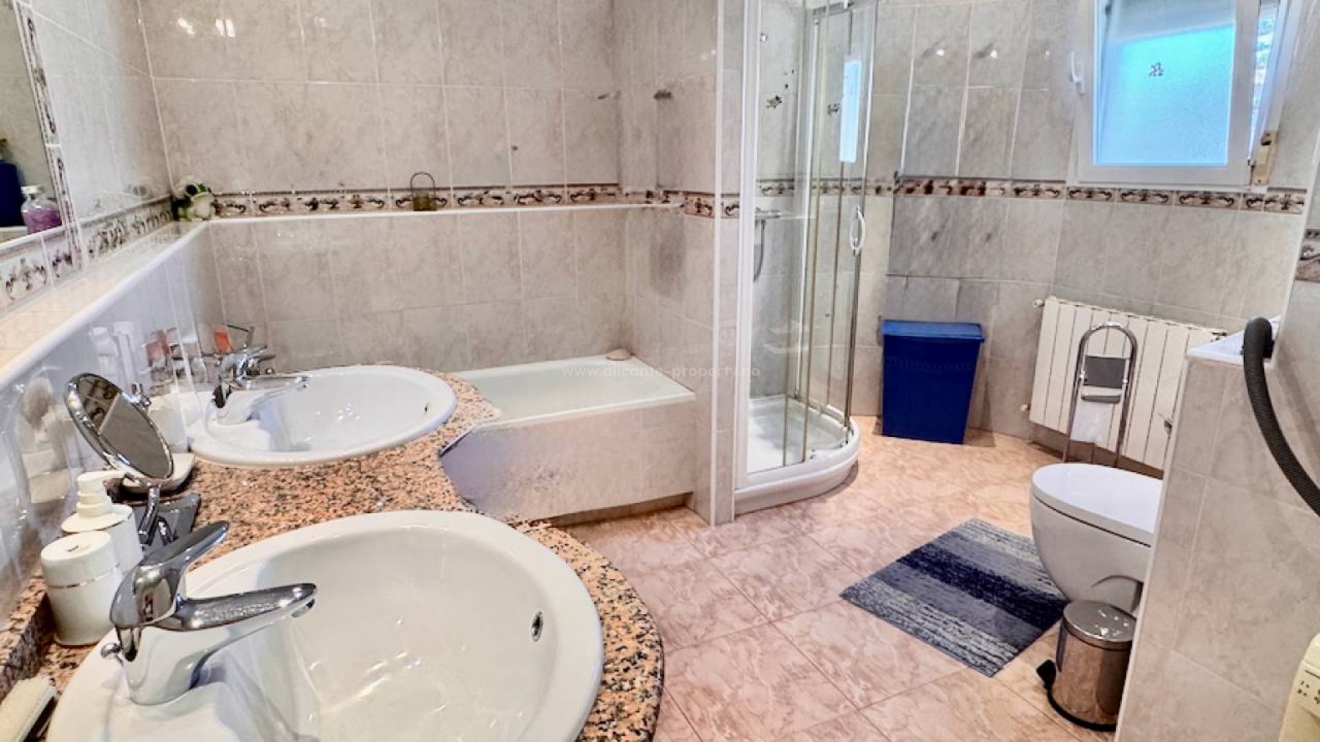 Hus / Villa i Benferri