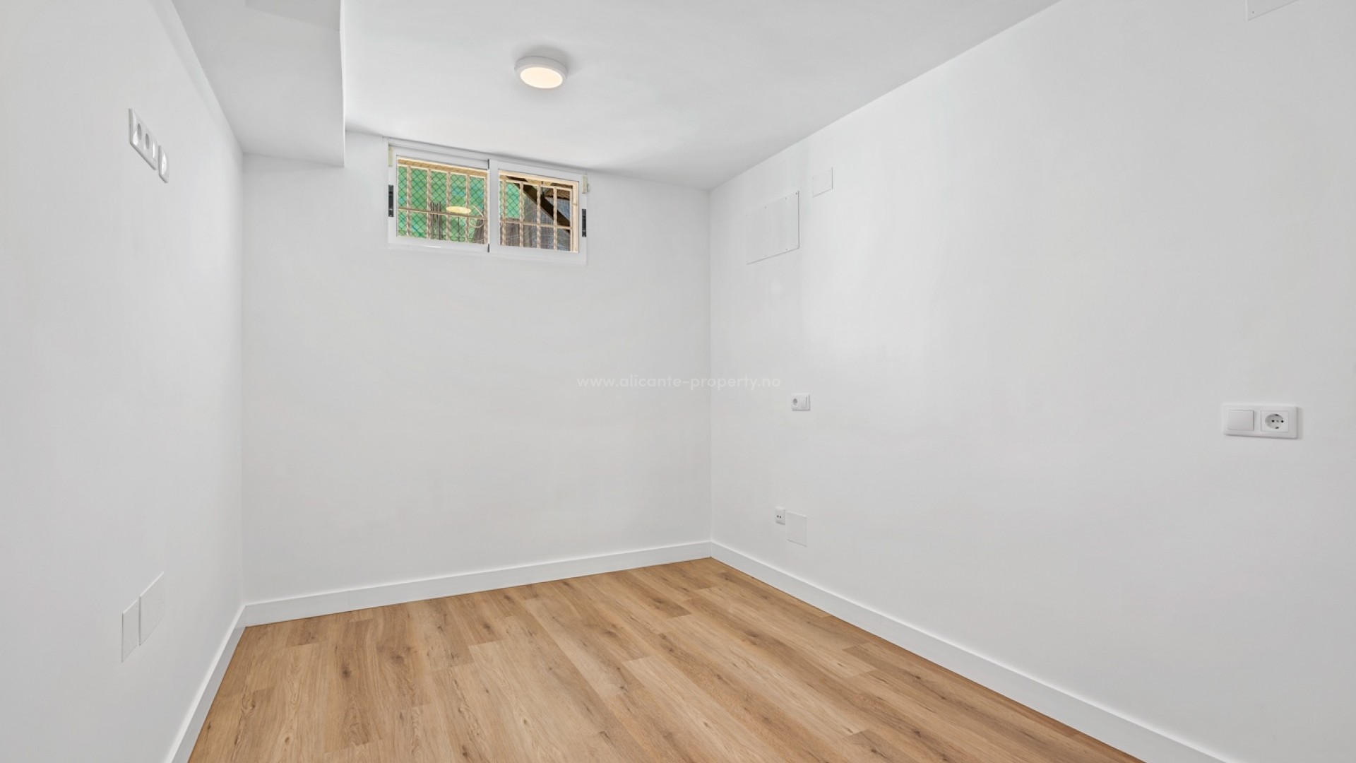 Hus / Villa i Benimar