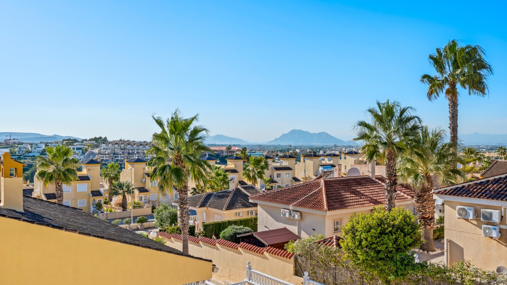 Hus / Villa i Benimar