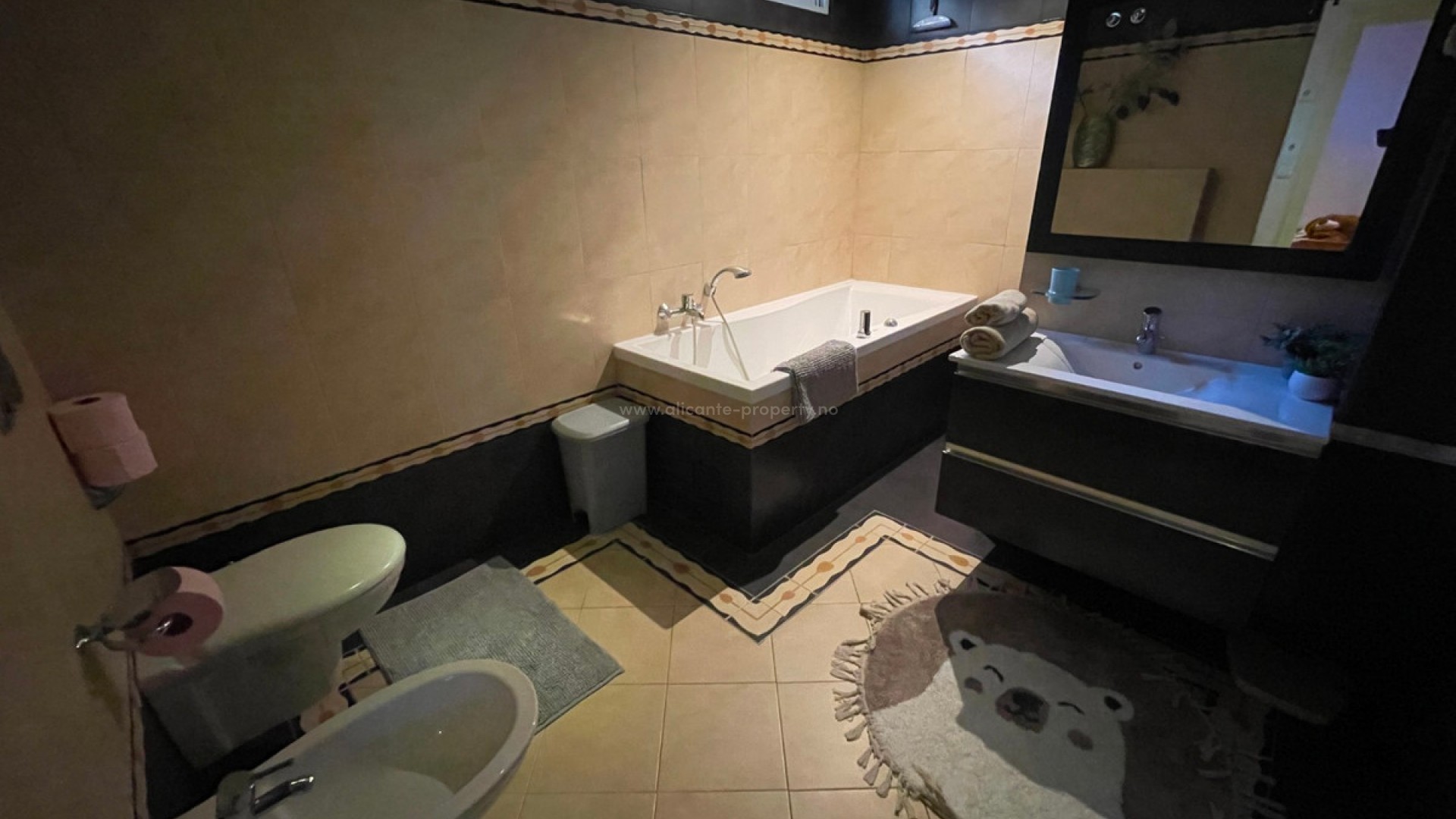 Hus / Villa i Benimar