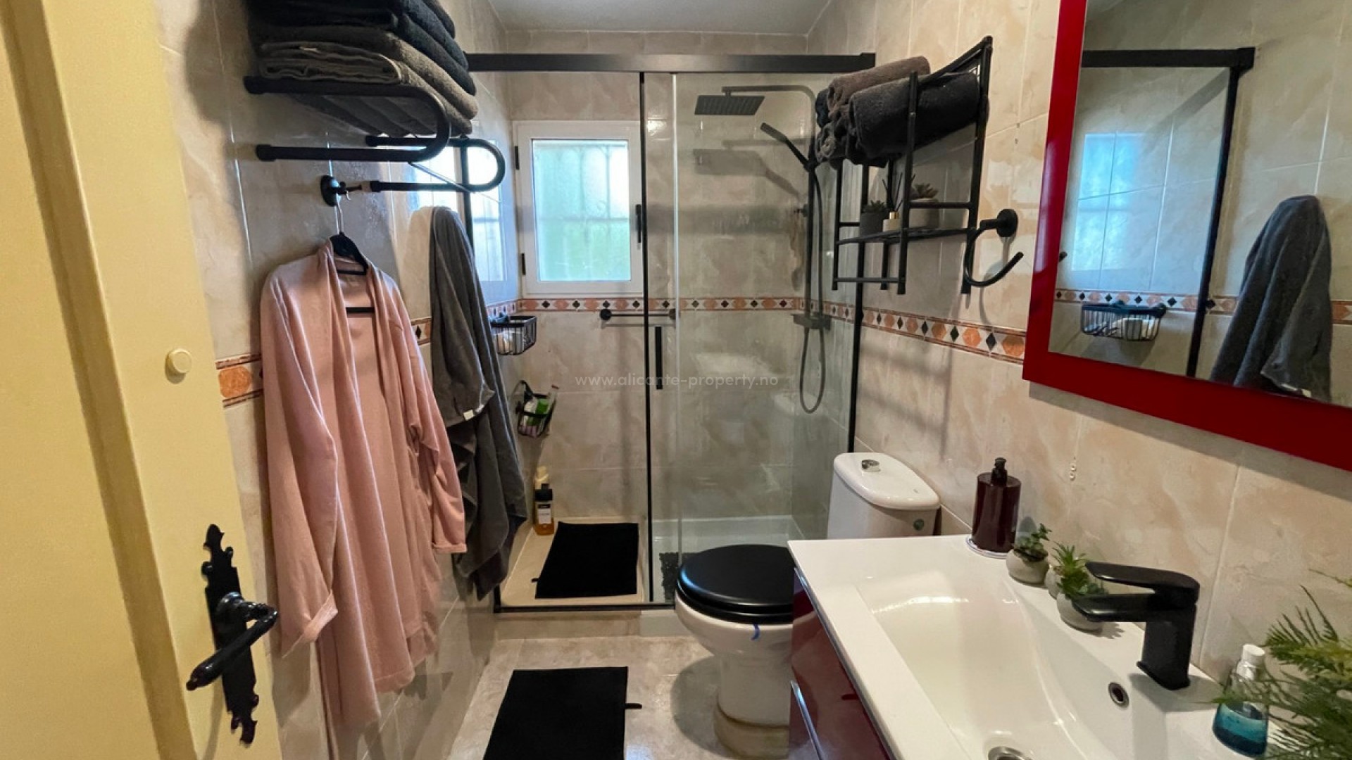 Hus / Villa i Benimar