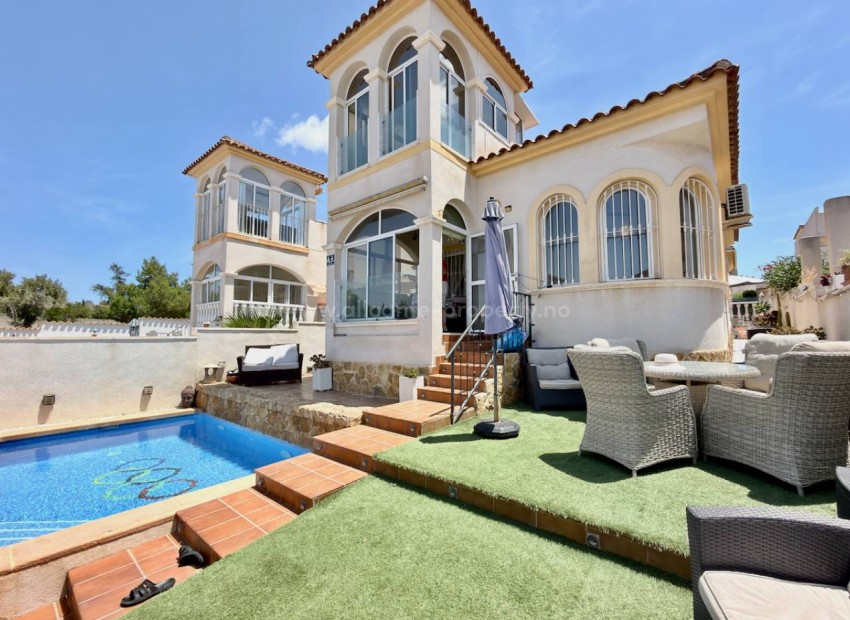 Hus / Villa i Benimar