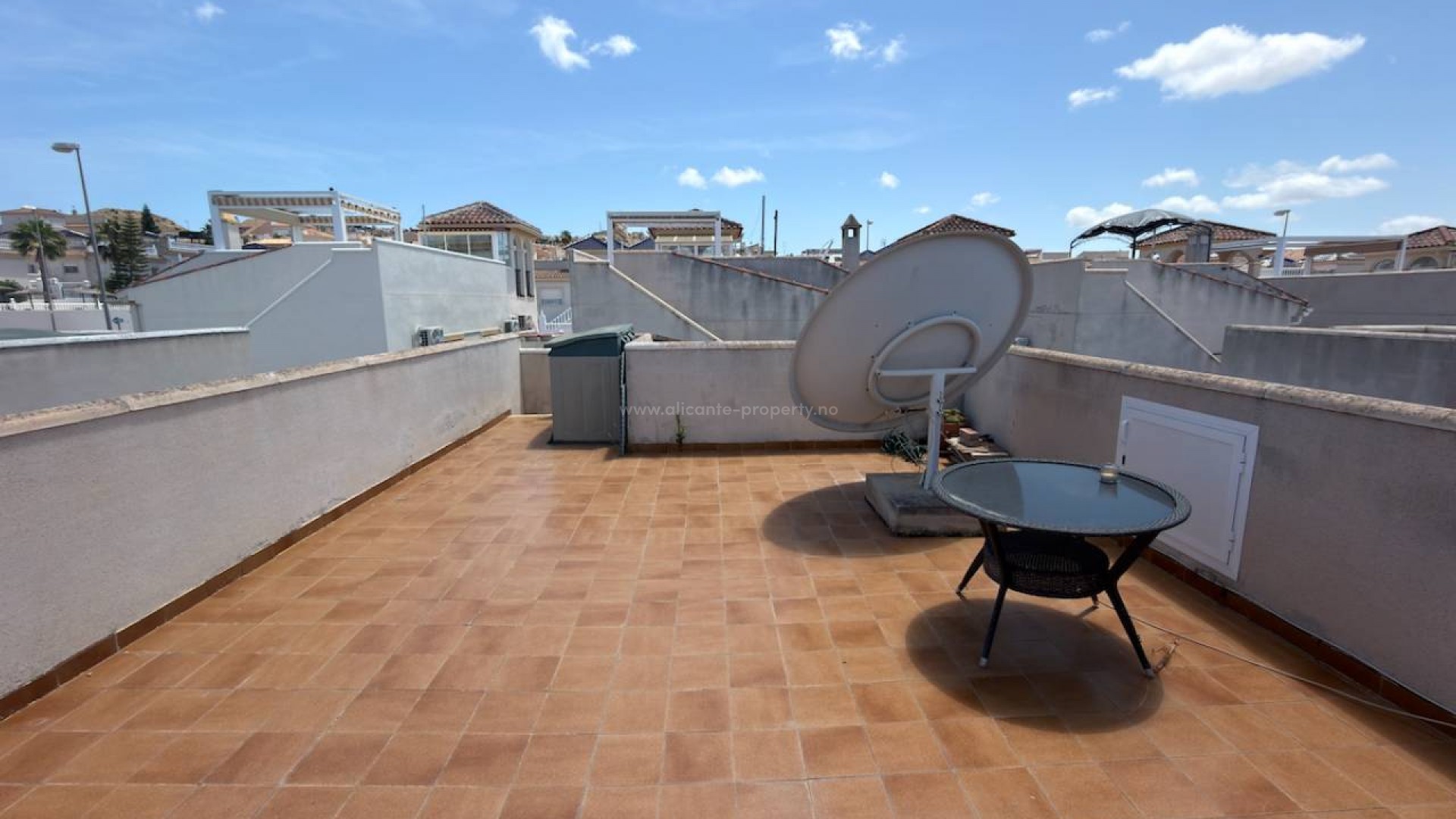 Hus / Villa i Benimar