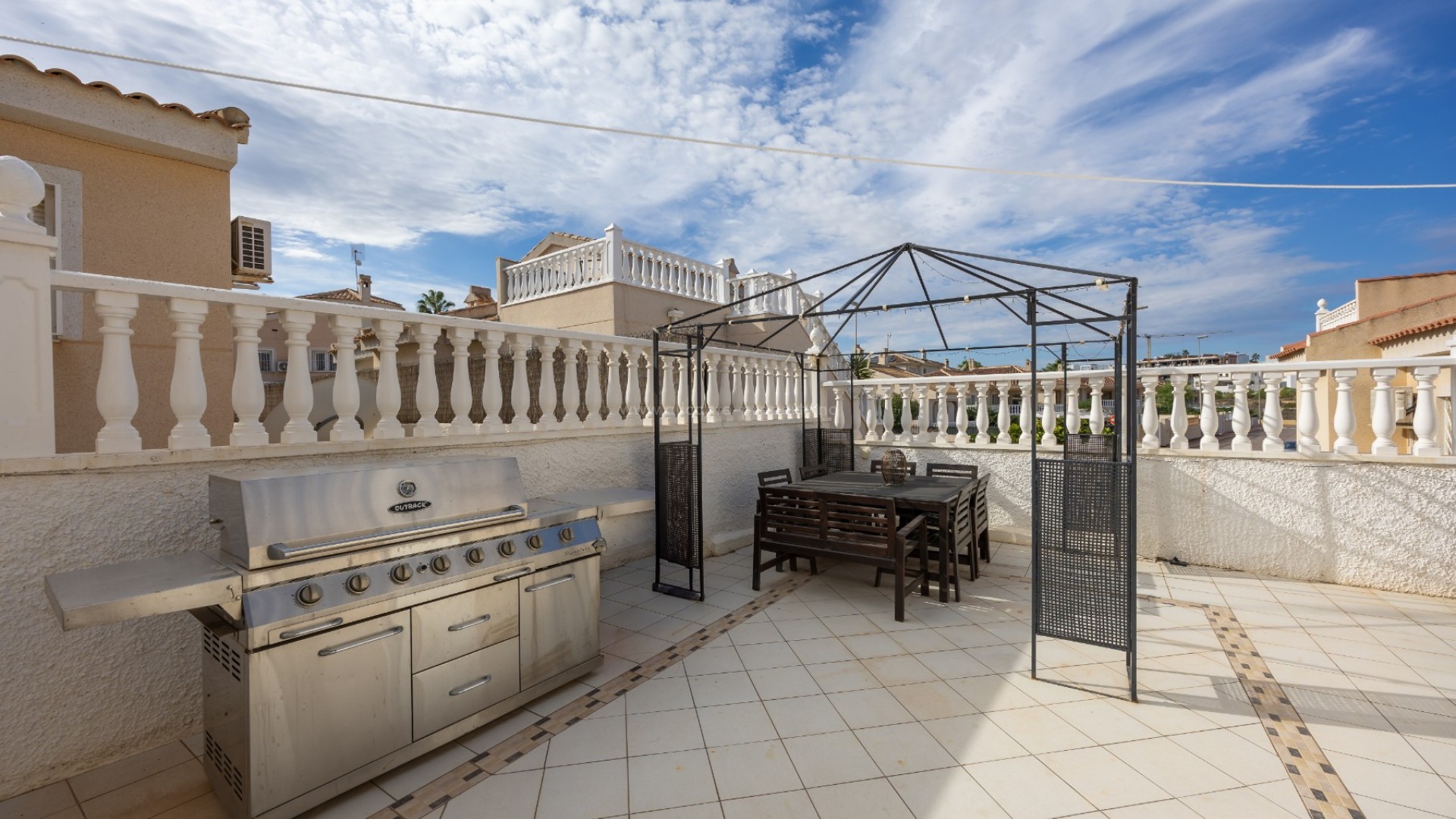 Hus / Villa i Benimar