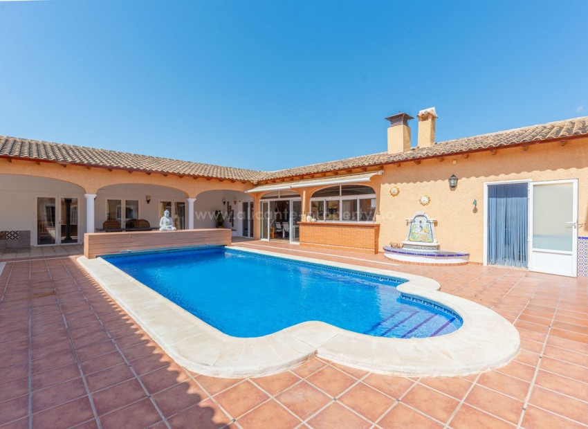 Hus / Villa i Busot Centro