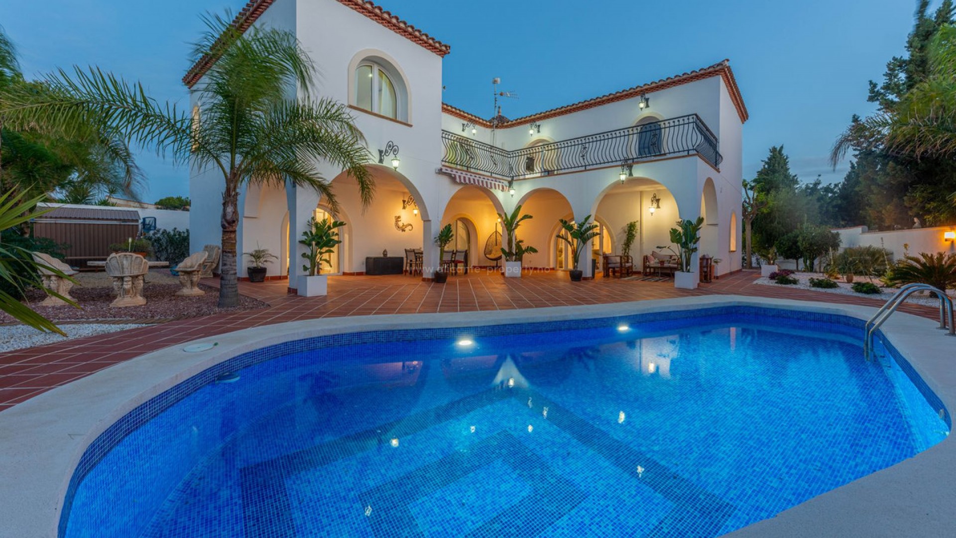 Hus / Villa i Busot Centro