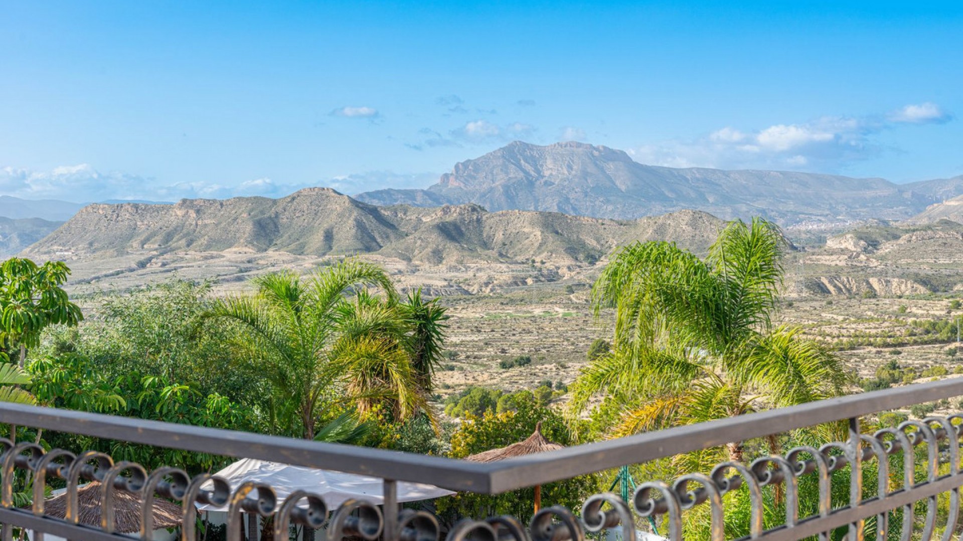 Hus / Villa i Busot Centro