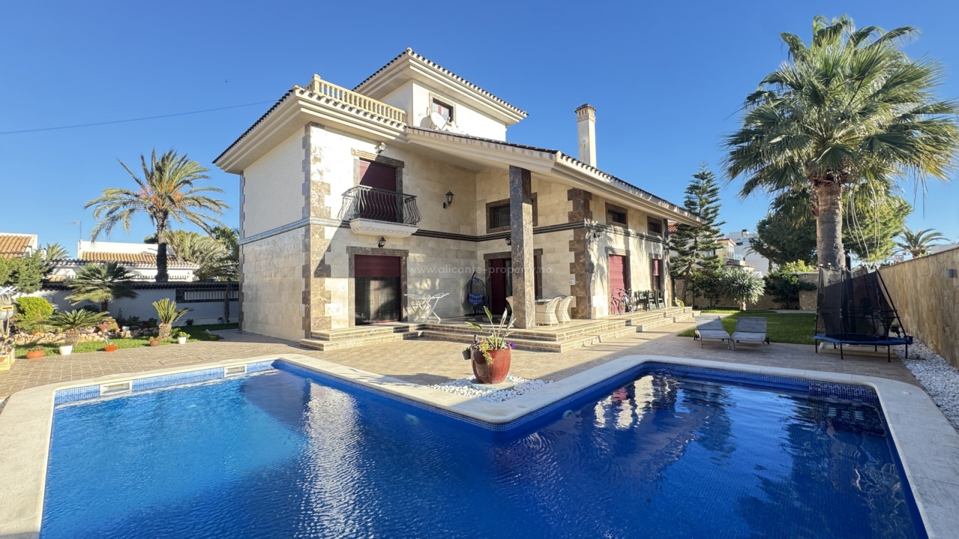 Hus / Villa i Cabo Roig