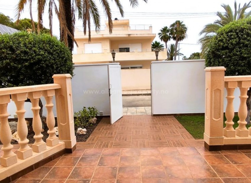 Hus / Villa i Cabo Roig