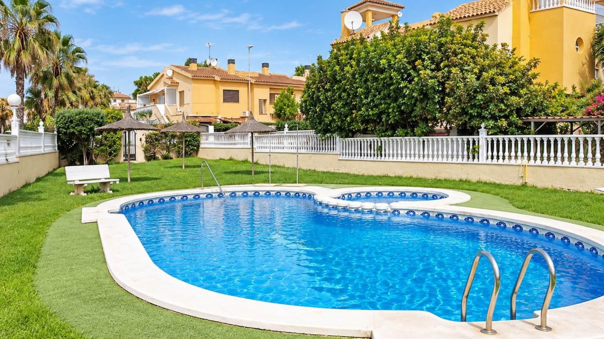 Hus / Villa i Cabo Roig