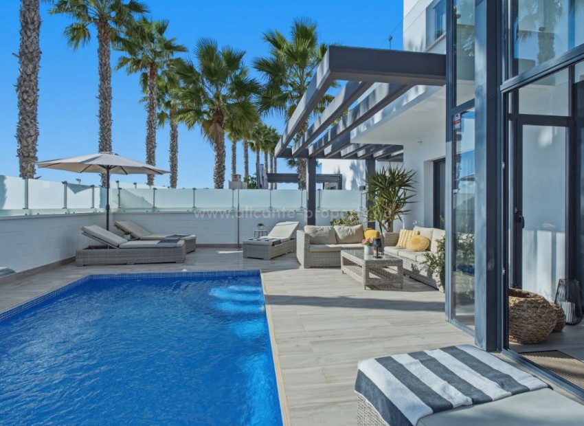 Hus / Villa i Cabo Roig