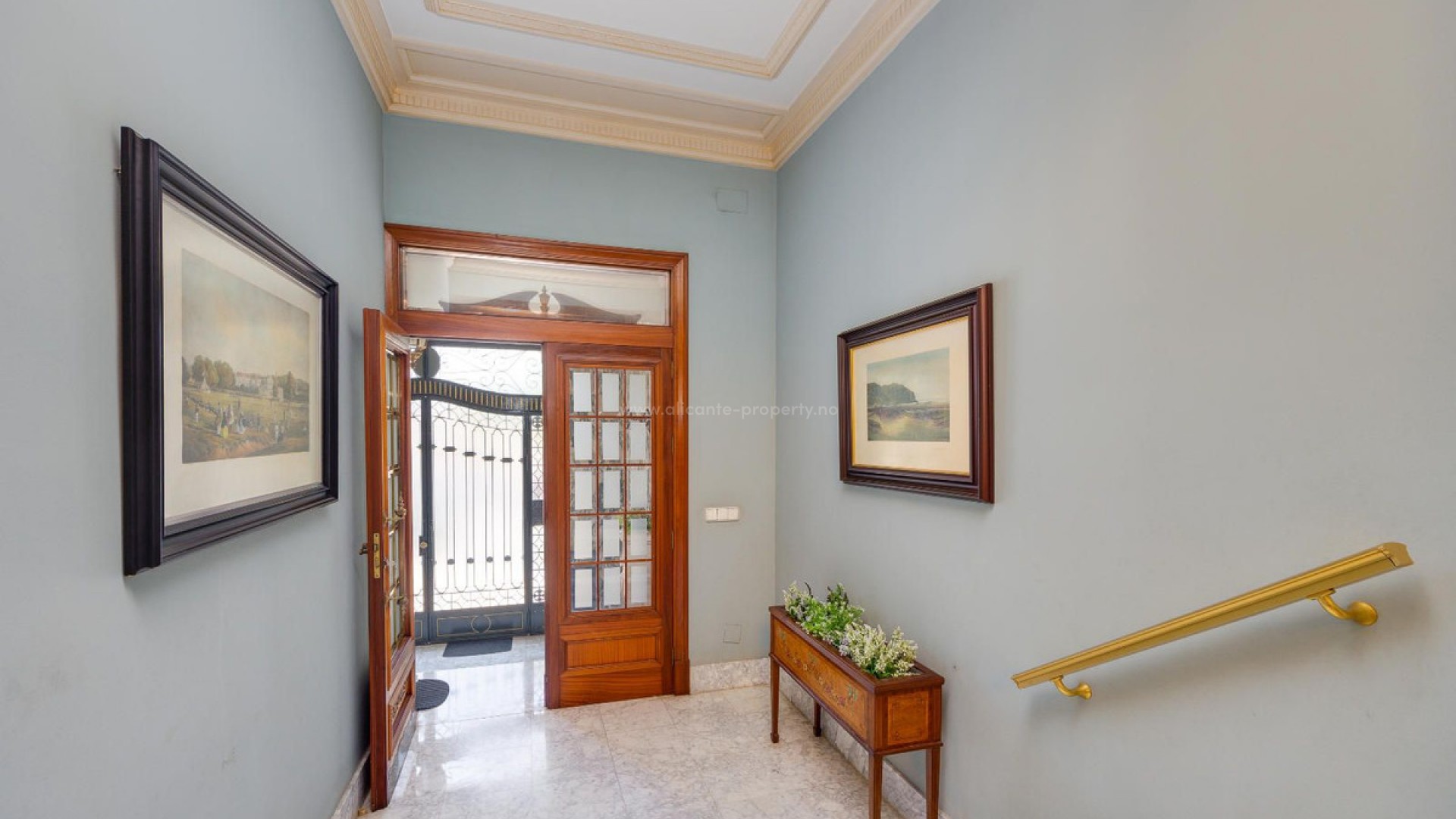 Hus / Villa i Callosa de Segura Centro