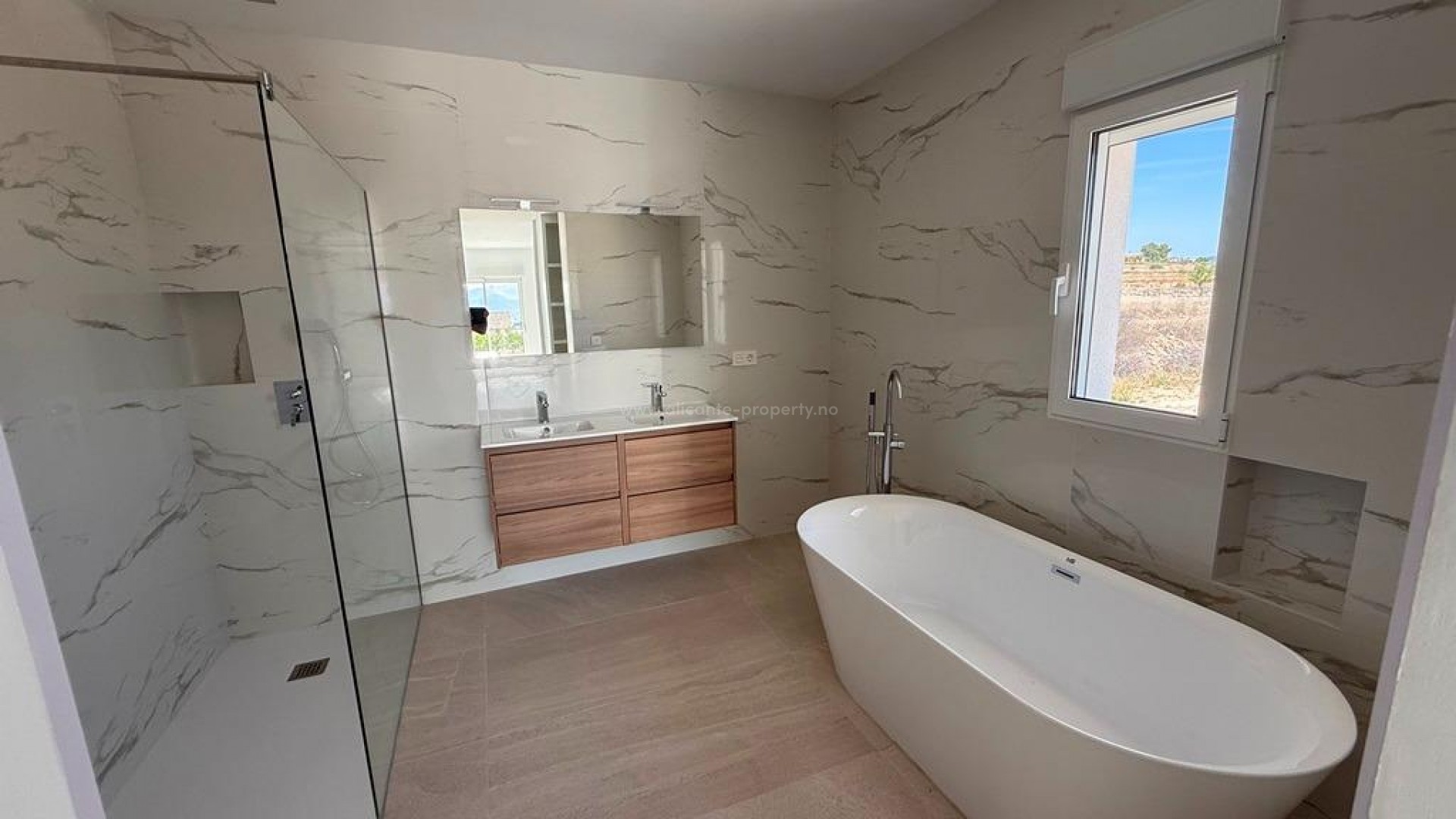 Hus / Villa i Camino Del Prado