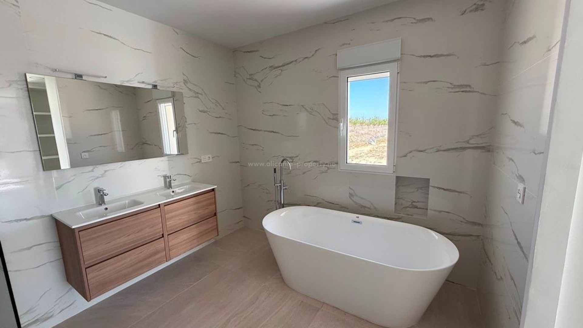 Hus / Villa i Camino Del Prado