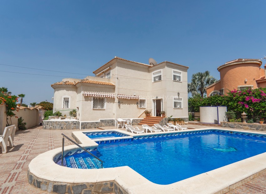 Hus / Villa i Campo De Golf La Marquesa