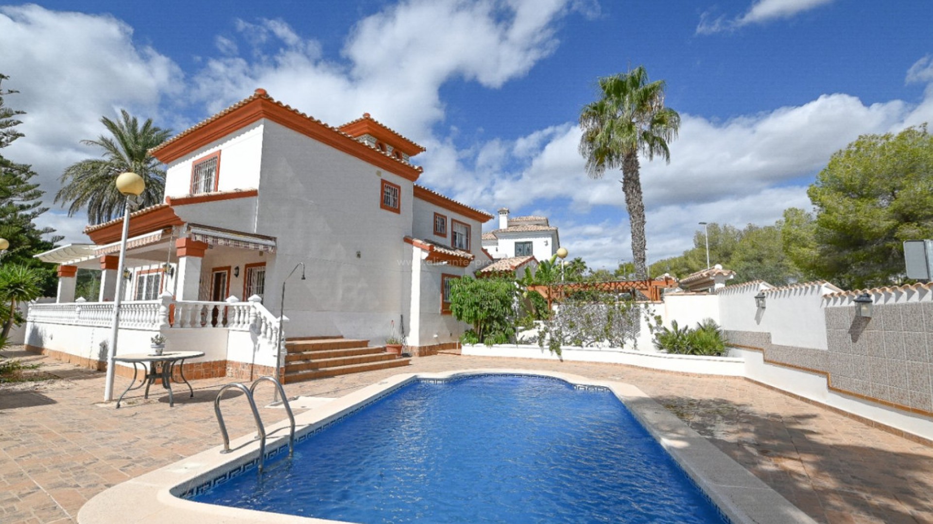 Hus / Villa i Campoamor