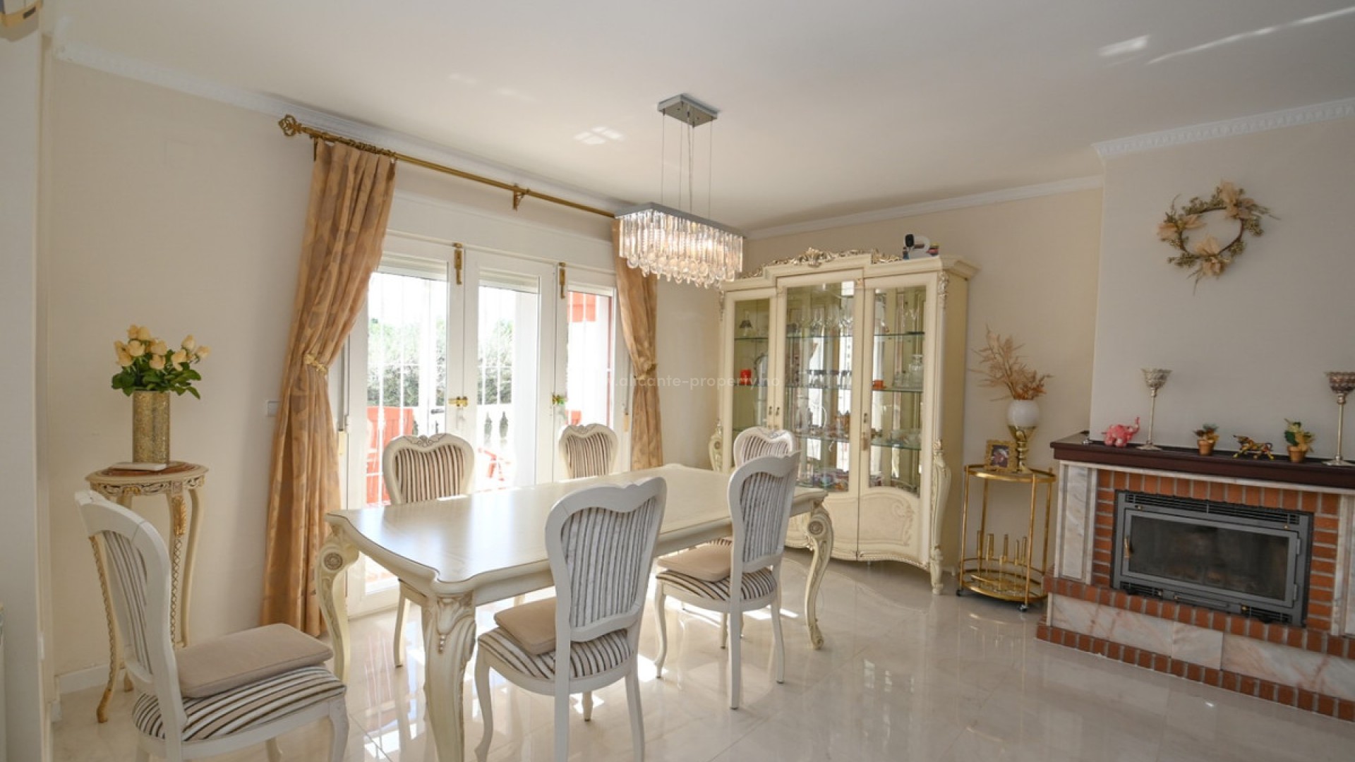 Hus / Villa i Campoamor
