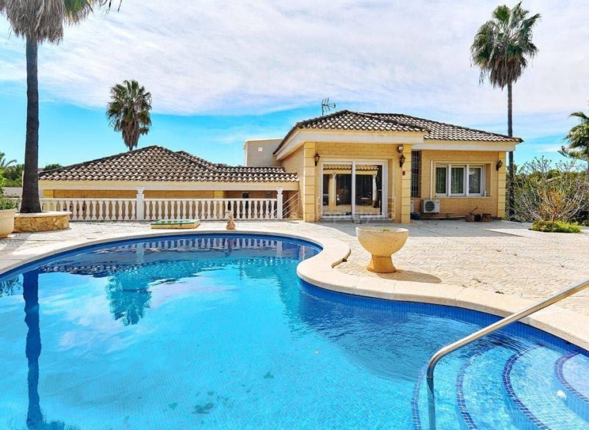 Hus / Villa i Campoamor