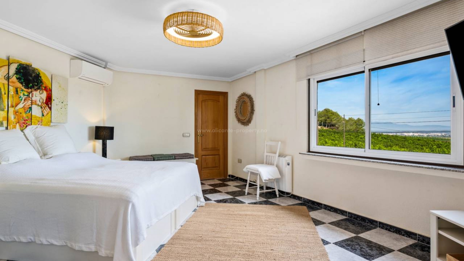 Hus / Villa i Castillo De Montemar