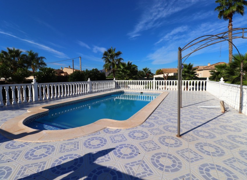 Hus / Villa i Catral Centro