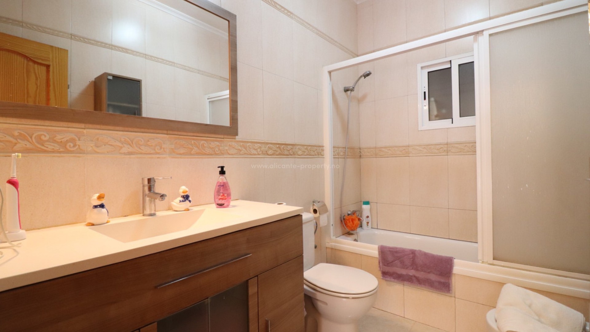 Hus / Villa i Catral Centro