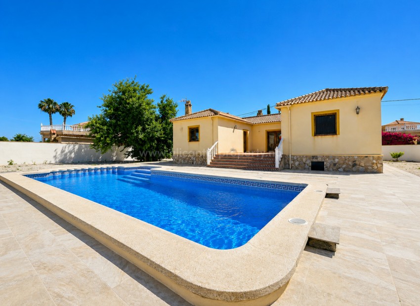Hus / Villa i Catral Centro