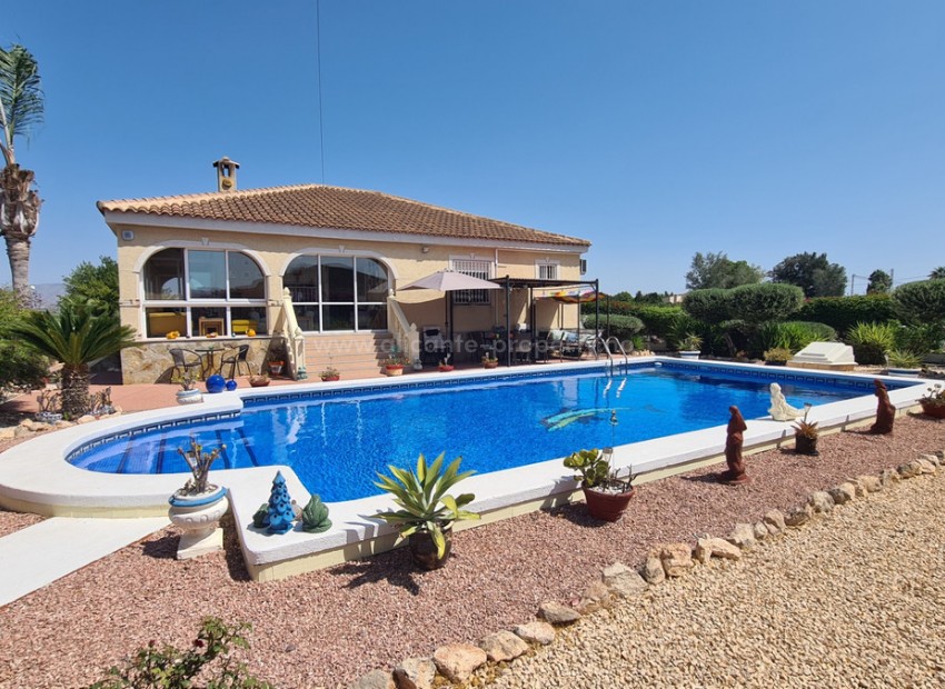 Hus / Villa i Catral Centro
