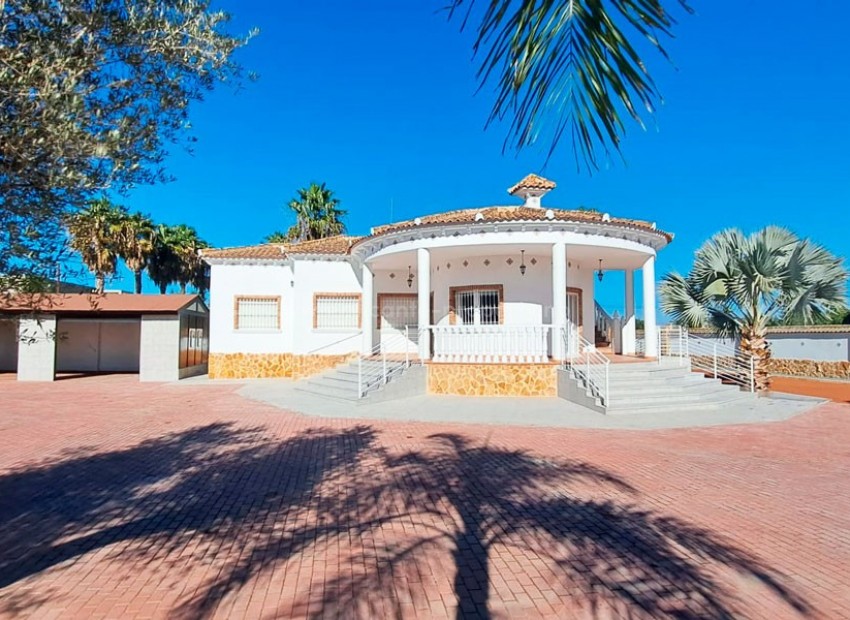 Hus / Villa i Catral Centro