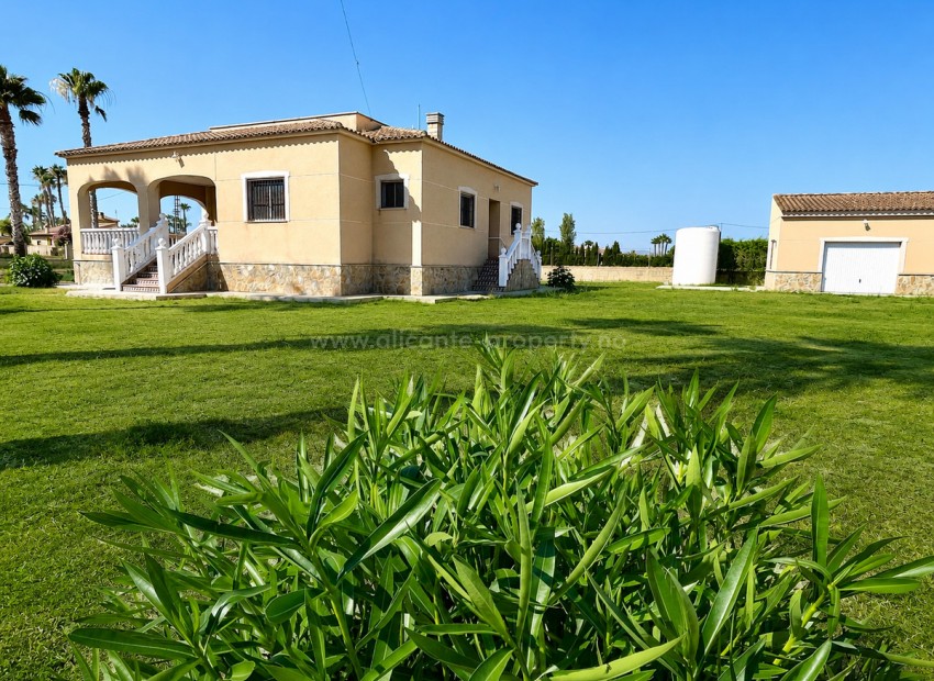 Hus / Villa i Catral Centro