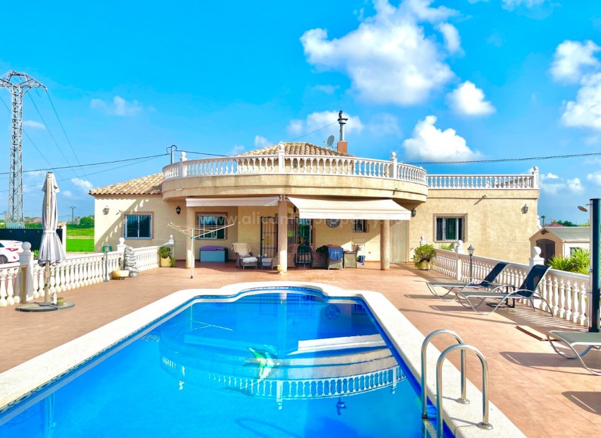 Hus / Villa i Catral Centro