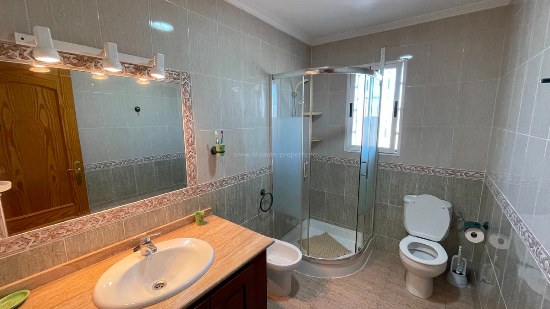 Hus / Villa i Crevillente - Crevillent Centro