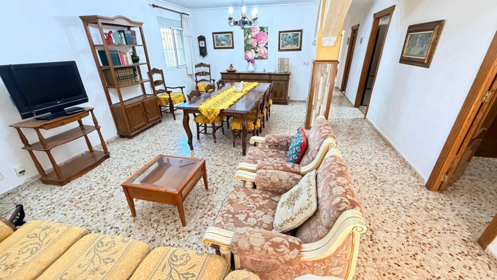 Hus / Villa i Crevillente