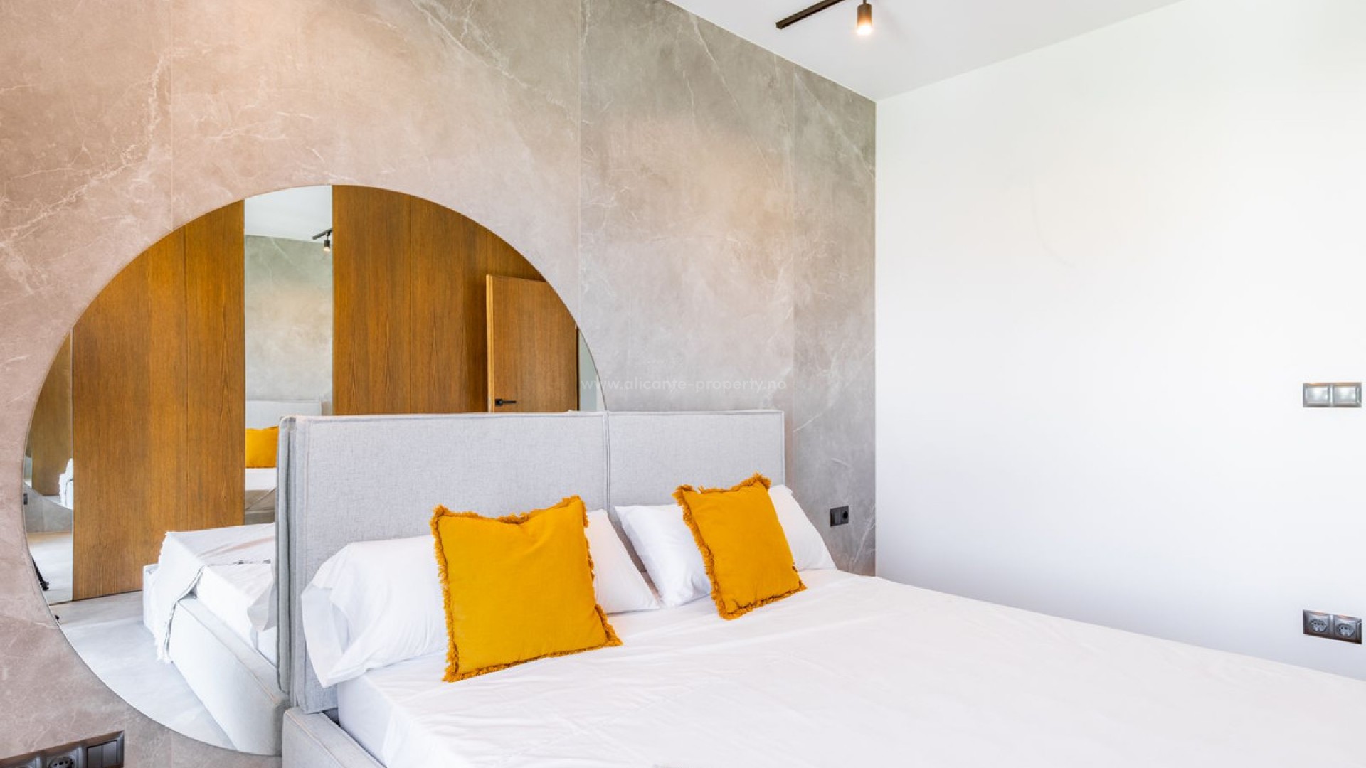 Hus / Villa i Cumbre del sol