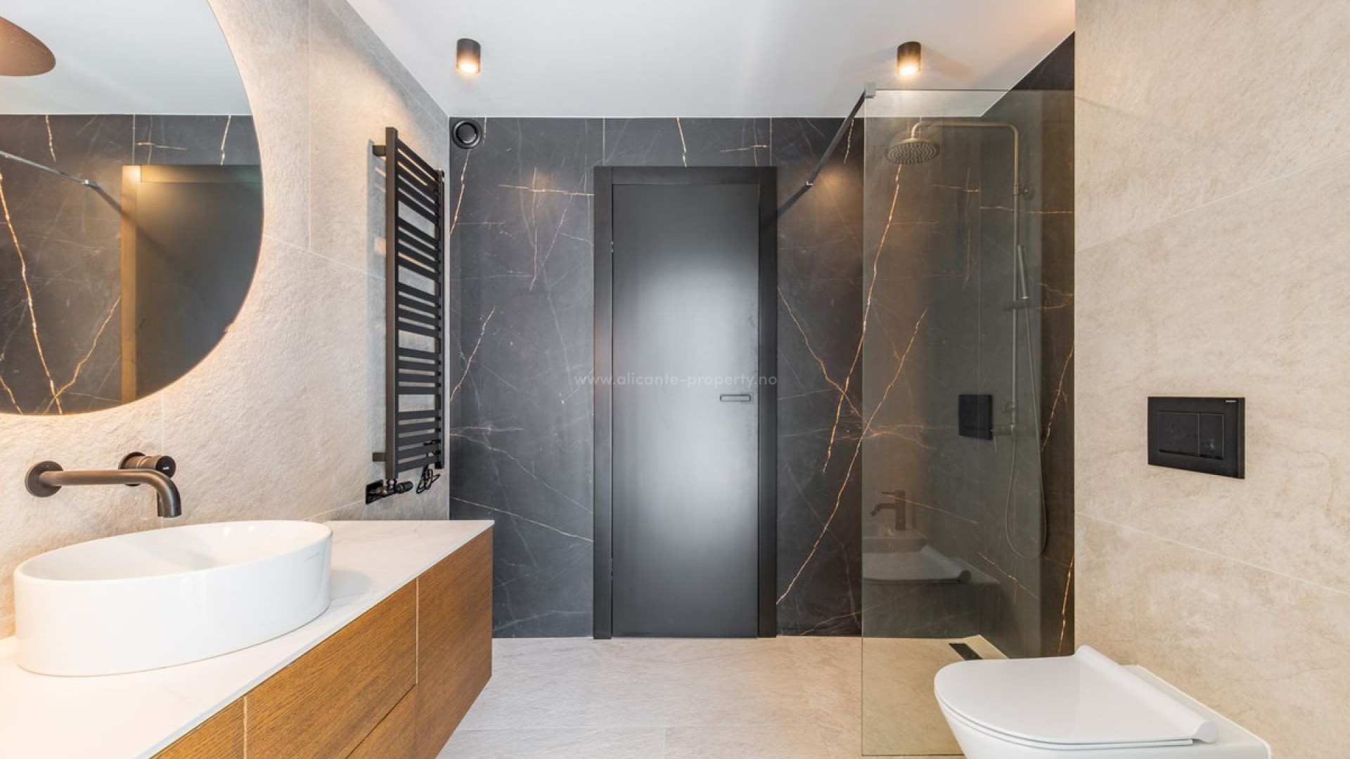 Hus / Villa i Cumbre del sol