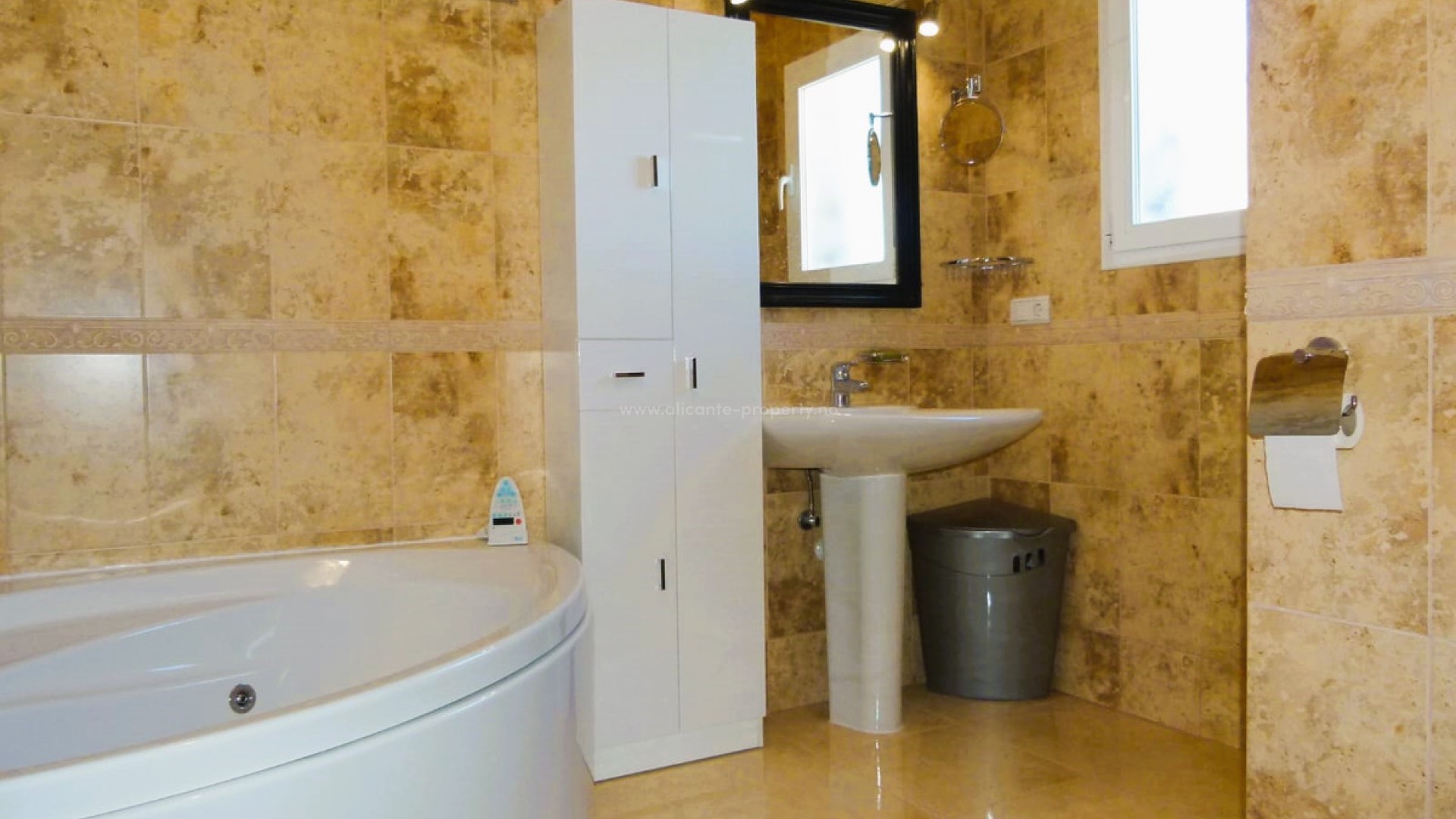 Hus / Villa i Cumbre del sol