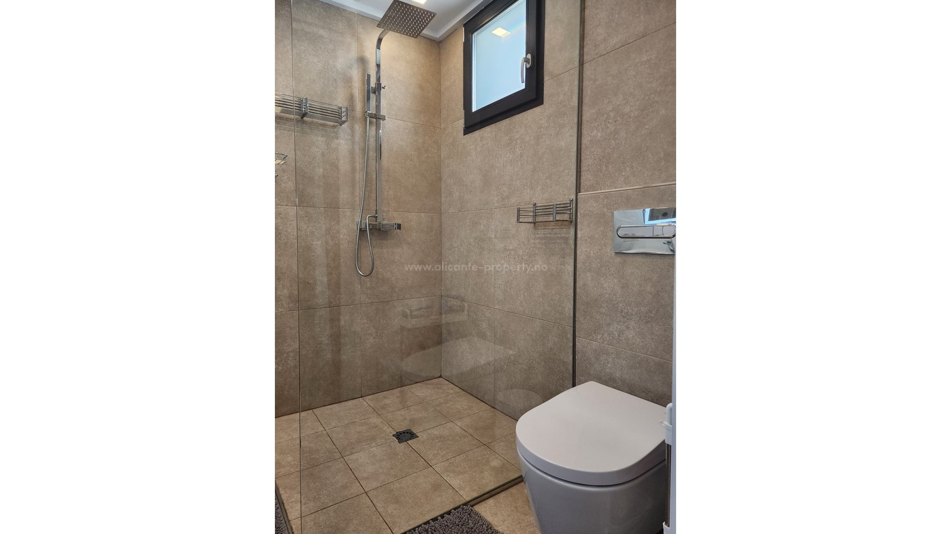 Hus / Villa i Cumbre del sol